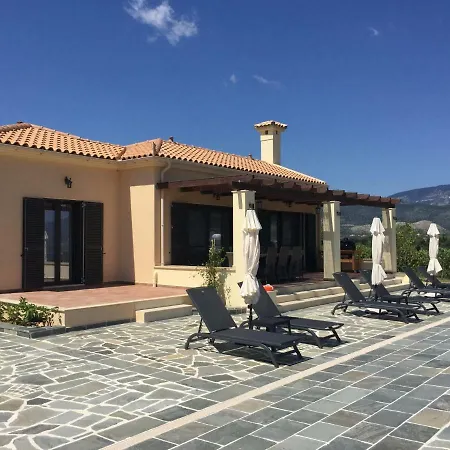 Saluto Villa Mousata